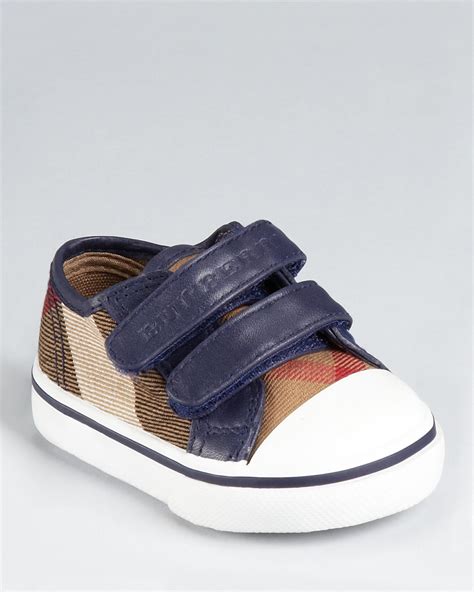 burberry infant boy shoes.